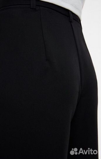 Шорты классические женские