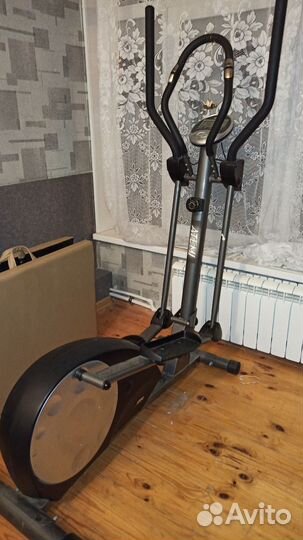 Эллиптический тренажер Atemi ae 705