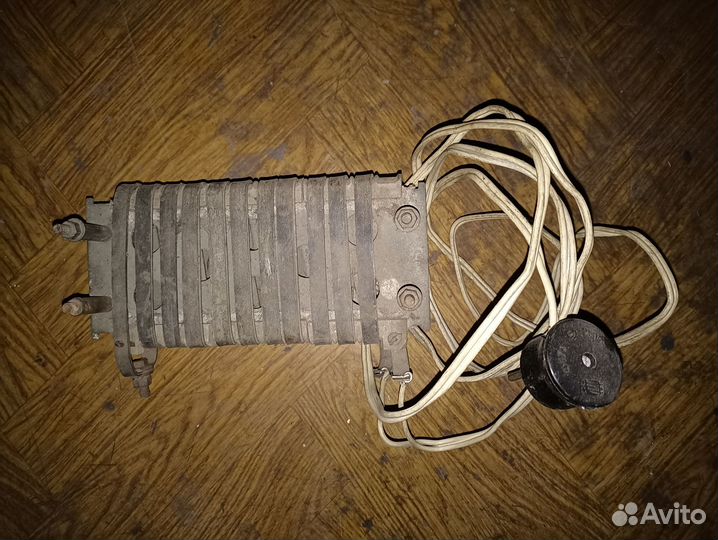 Электрический обогреватель для гаража