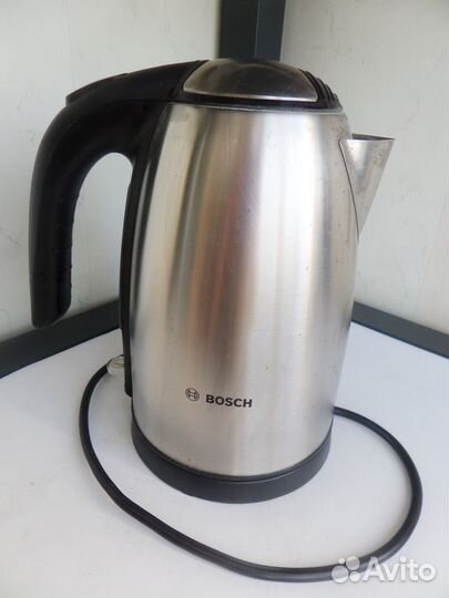 Электрический чайник Bosch TWK 7801