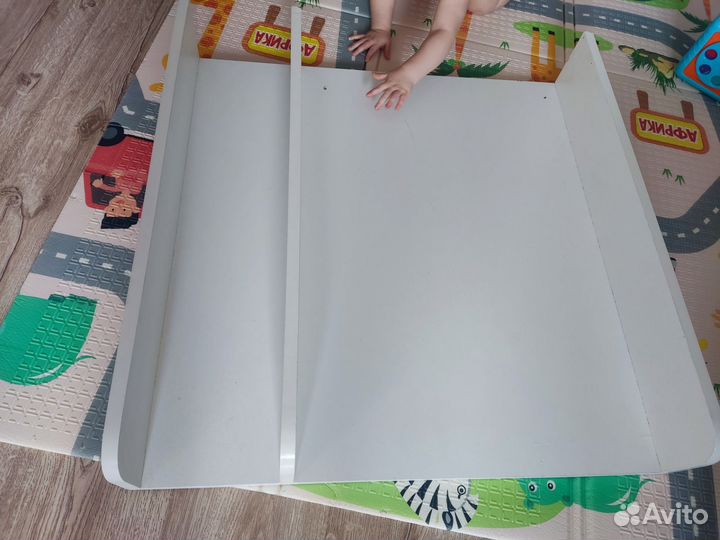 Пеленальная доска на комод