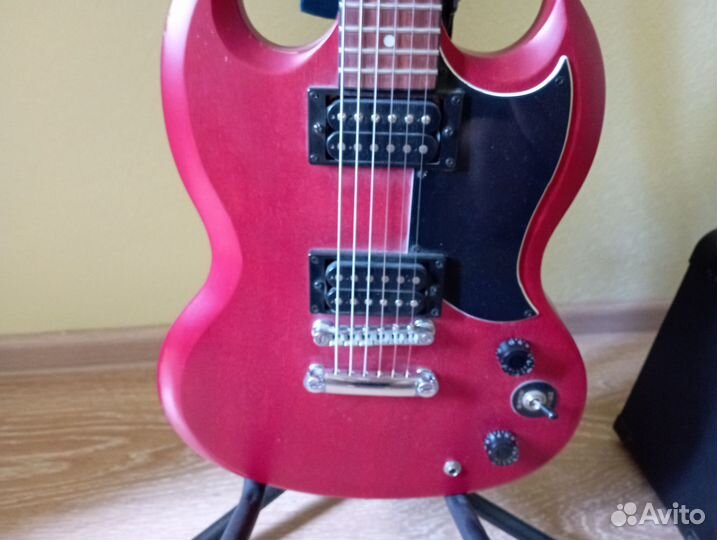 Электро гитара epiphone с комбиком marshall