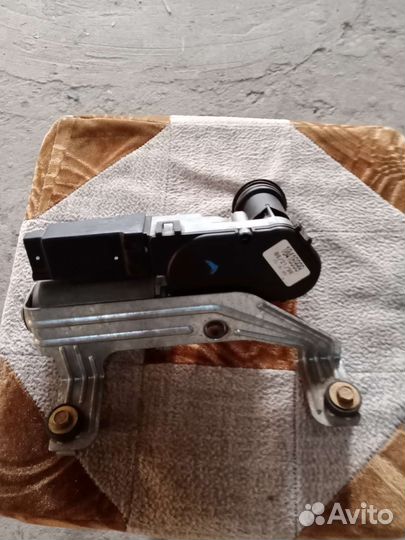 Моторчик дворника заднего стекла Опель Синтра