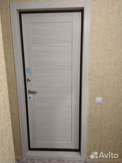 Установка-монтаж дверей, укладка ламината