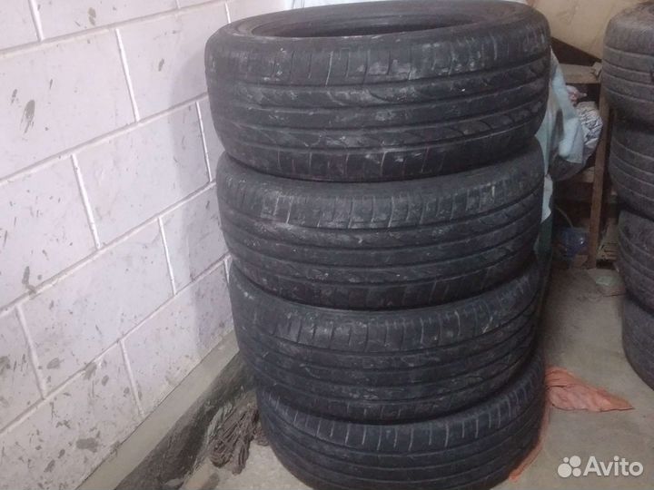 Bridgestone Dueler H/P Sport 235/55 R17