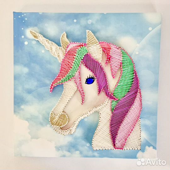 Картина нитями «Единорожка»