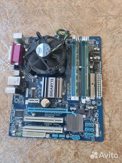 Материнская плата