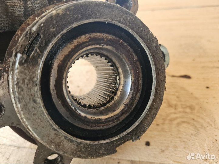 Ступица передняя Nissan Murano Z51 3.5 VQ35DE 2010