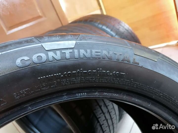 Continental Conti4x4Contact 235/50 R19