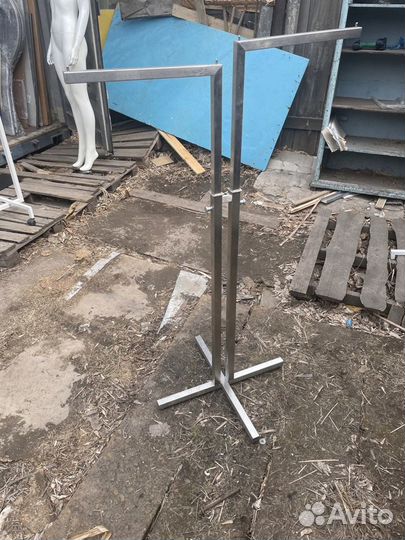 Стойки вешало для одежды