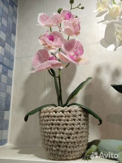 Вязаное кашпо