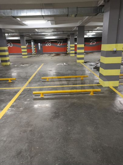 Машиноместо, 15 м²