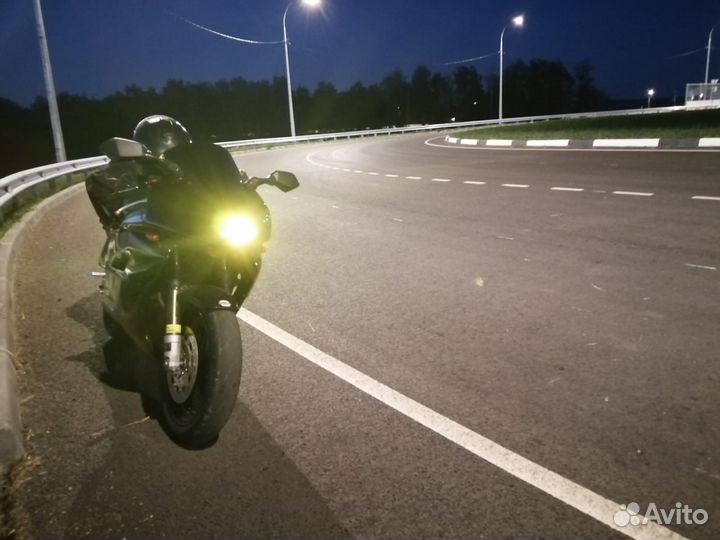 Honda CBR900 RR