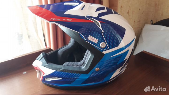 Продам детский кроссовый шлем HJC