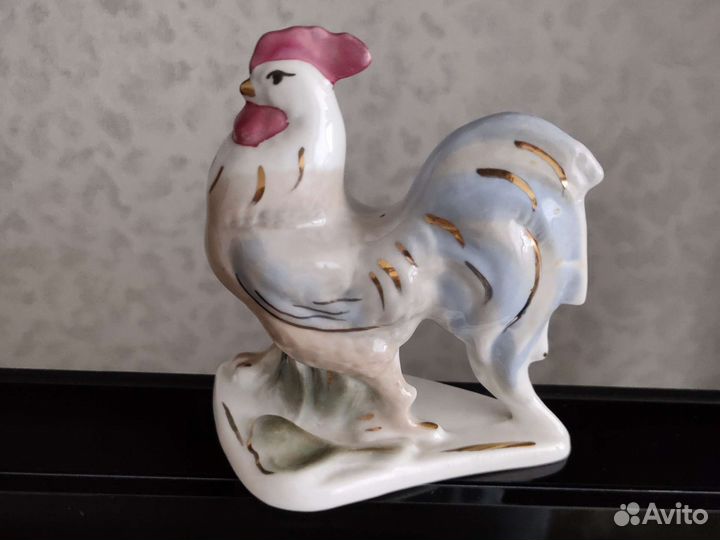 Фарфоровые статуэтки