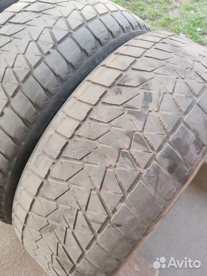 Bridgestone Blizzak DM-V2 235/55 R19 105T