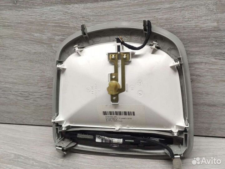 Плафон салона Mercedes M W164