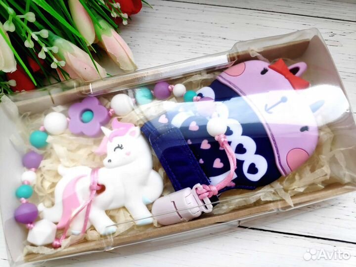 Набор грызунок плюс митенка