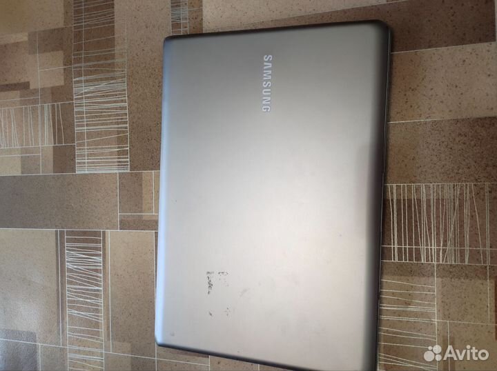 Ноутбук samsung на запчасти