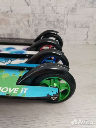 Трюковой самокат новый