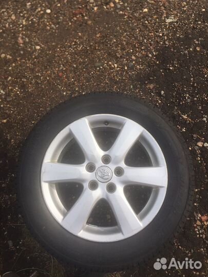 Комплект зимних колес 215/60/17