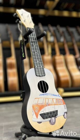 Укулеле Flight Bus (новая)