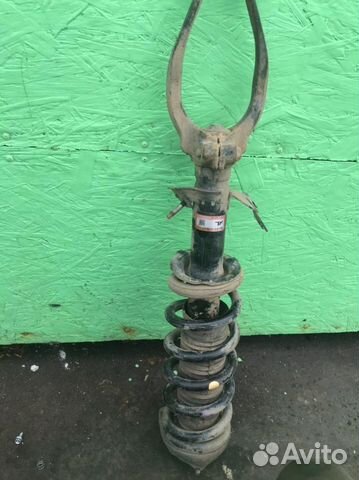 Стойка амортизатора передняя infiniti fx35