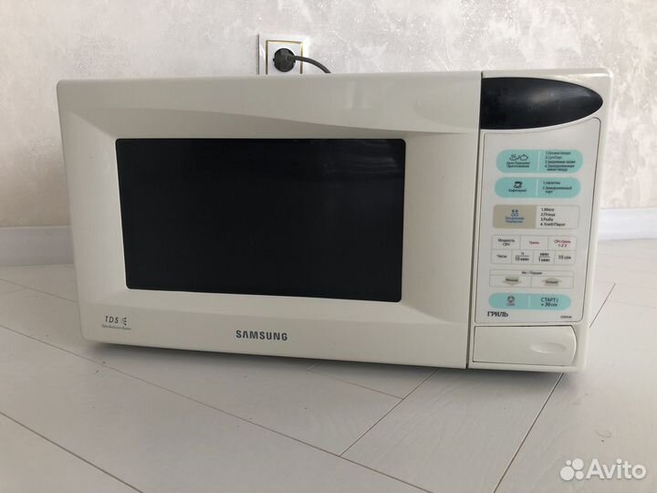 Микроволновая печь Samsung с Грилем