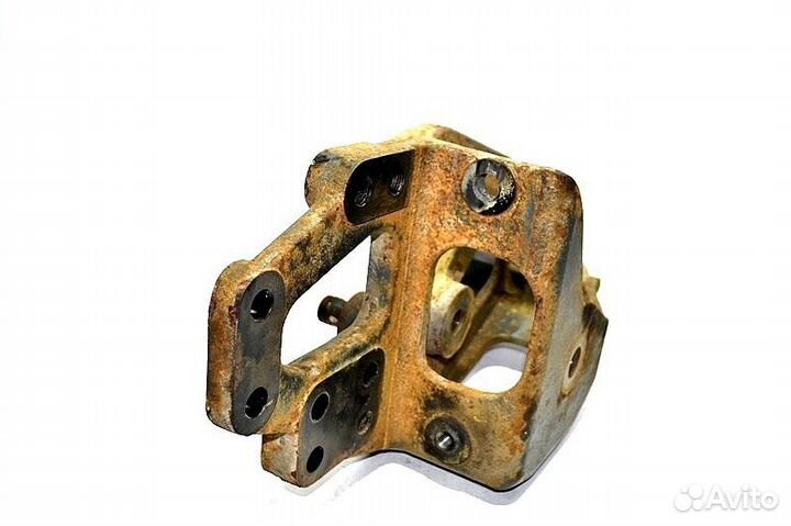 Кронштейн рессоры, переднего моста, передний правы