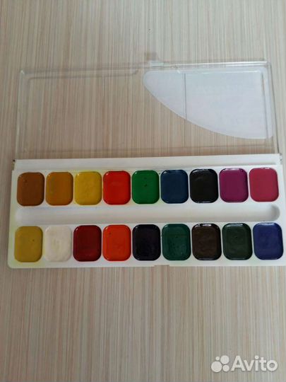 Фломастеры и акварельные краски