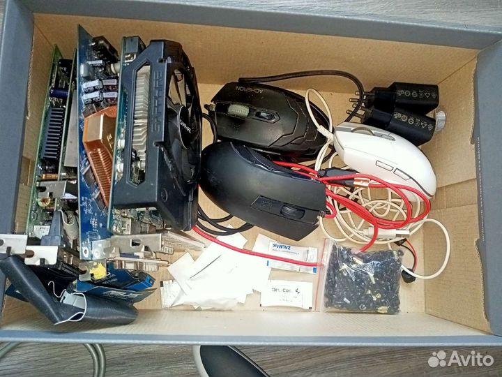 Компьютерный хлам, запчасти, железо