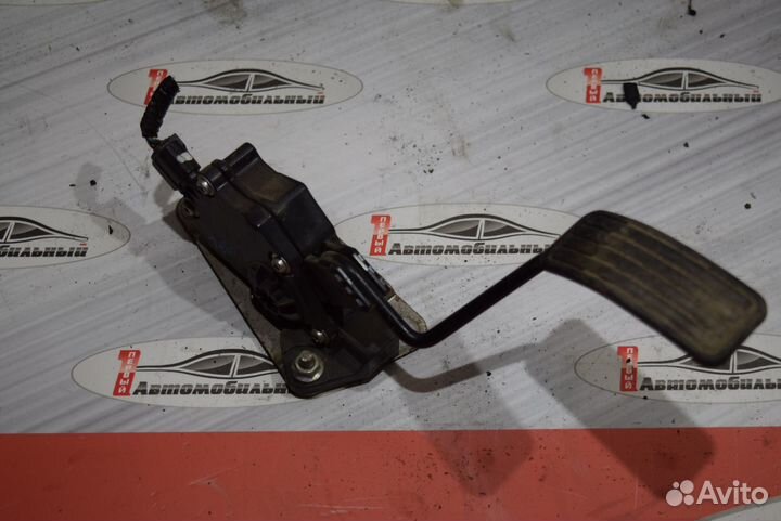 Педаль газа c Subaru Exiga YA5 EJ204