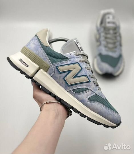 Кроссовки New Balance RC 1300