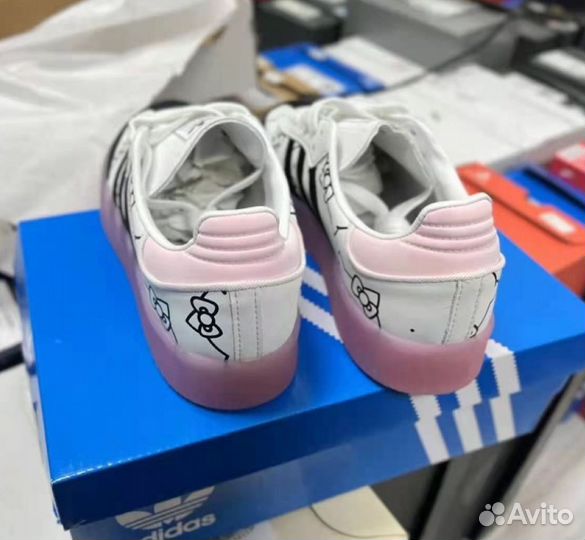 Adidas Originals Samba 2 x Hello Kitty