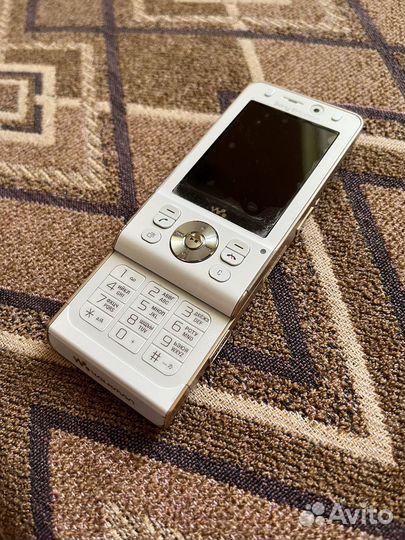 Sony Ericsson W910i
