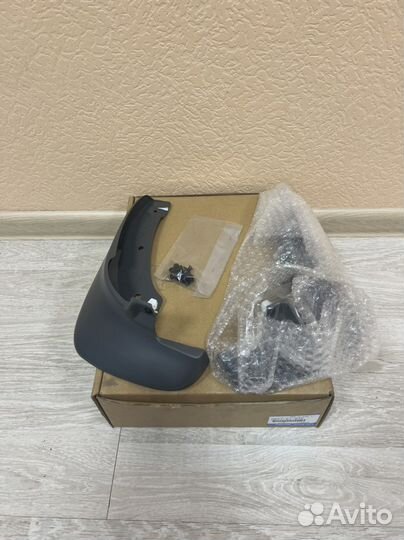 Брызговики передние Mazda Premacy 98