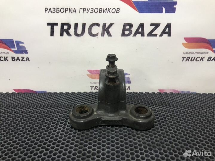 22119002 Кронштейн стабилизатора