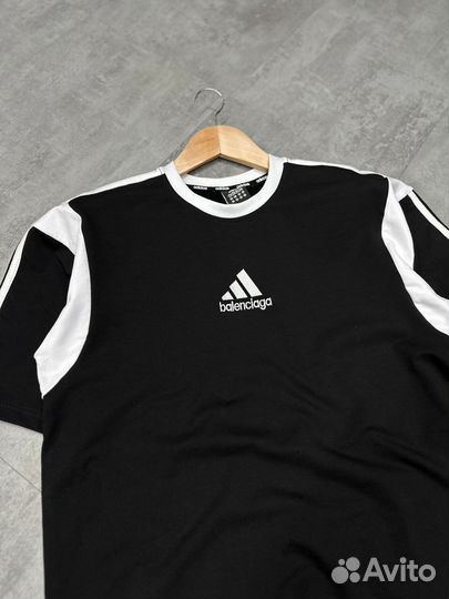 Футболка adidas