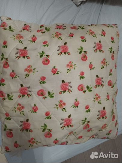 2 подушки 70*70