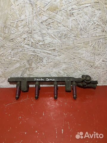 Топливная рампа для Mazda Demio ZJ