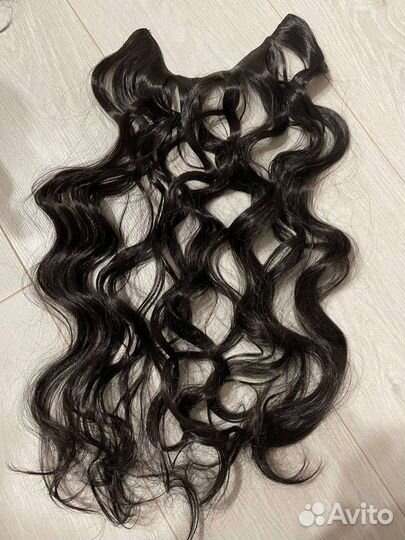 Искусственные волосы на заколке