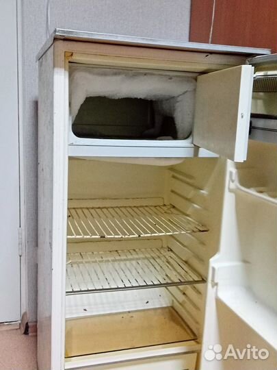 Холодильник Саратов