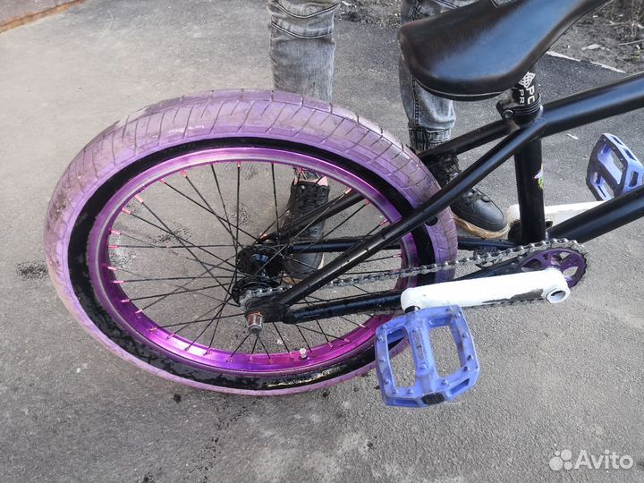 Трюковой велосипед BMX