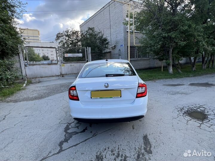 Skoda Rapid 1.6 МТ, 2019, 138 000 км