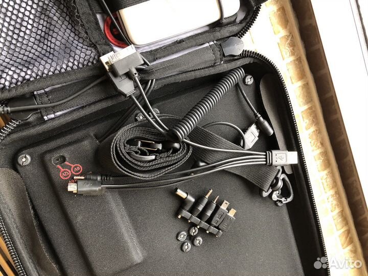 Зарядное устройство на солнечных батареях voltaic