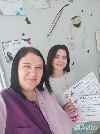 Обучение наращиванию ресниц