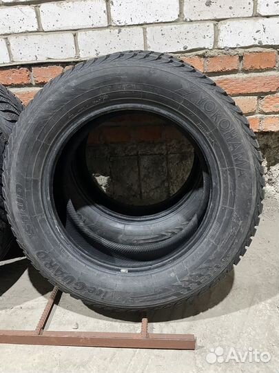 Yokohama Ice Guard Stud IG55 235/60 R17