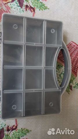 Чемоданчик, контейнер для мелочей