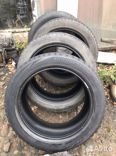 Bridgestone Blizzak VRX 255/50 R18