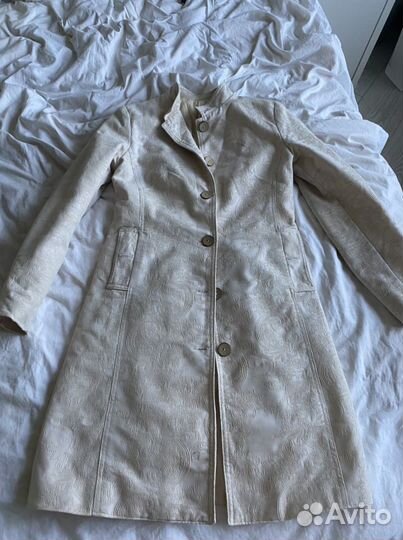 Плащ женский